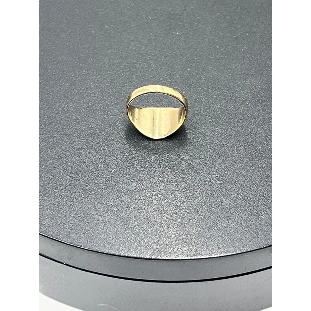 RJW Child Petite 10k Gold signet ring Sz 2.25 Vintage Gold Classic Ring SZ J